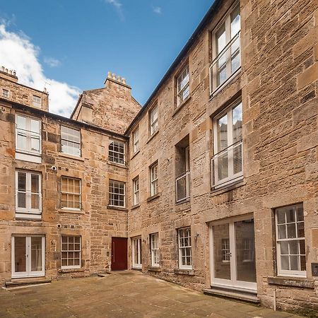The Edmonstone'S Close Residence Edimburgo Esterno foto
